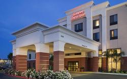 Hampton Inn & Suites Tulare