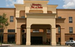 Hampton Inn & Suites West Point