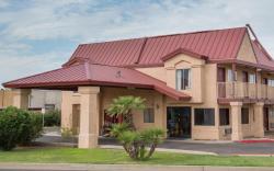 Knights Inn  North Black Canyon Hwy Phoenix AZ