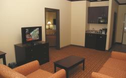 La Quinta Inn & Suites by Wyndham Ennis
