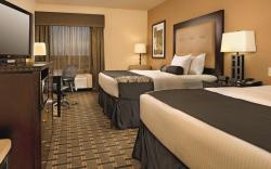 La Quinta Inn & Suites by Wyndham Denton - University Drive