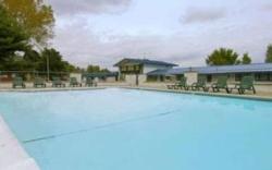 Travelodge by Wyndham Lake George NY
