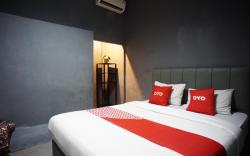 Hotel O Mandala Near Universitas Negeri Medan ( UNIMED )