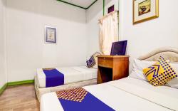 Hotel O Villa Anyelir Yustik Selabintana