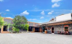 Hotel O Prambanan Near Prambanan Temple
