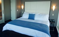 Oyster Point Hotel