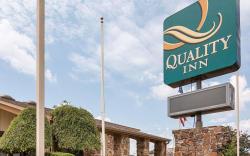 Quality Inn Magnolia