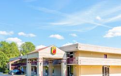 Super 8 By Wyndham Commerce