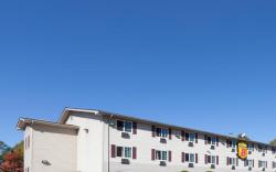 Super 8 By Wyndham Johnstown/Gloversville