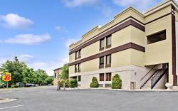 Super 8 By Wyndham Raleigh Downtown South