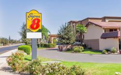 Super 8 By Wyndham Visalia