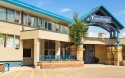 Travelodge by Wyndham Edmonton East