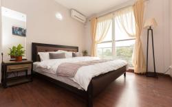 Serene Garden View Apartment II @Bakhundoleheights