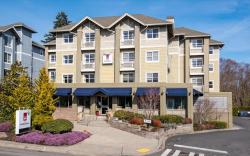 Marshall Suites Bainbridge Island, SureStay Collection by BW