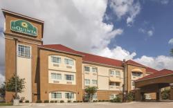 La Quinta Inn & Suites by Wyndham Kyle - Austin South