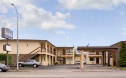 Travelers Inn by OYO Longview Kelso