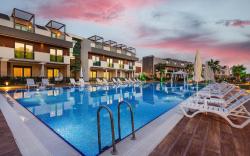 Veranda Beach Suites