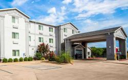 Comfort Inn & Suites Ponca City near Marland Mansion