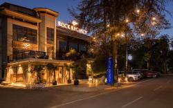 Hotel Rock Regency Mount Abu - A Boutique Rodetel