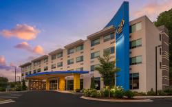 GLo Hotel Asheville-Blue Ridge Parkway