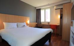ibis Aurillac