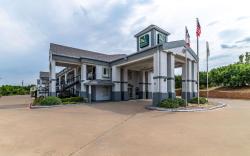Quality Inn & Suites Canton