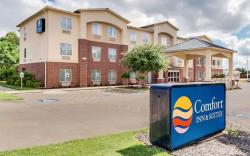 Comfort Inn & Suites and Suites Fredericksburg