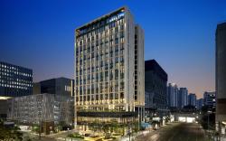 GRAVITY JOSUN Seoul Pangyo, Autograph Collection