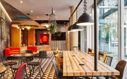 ibis Barcelona Pza Glories 22