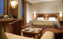 Mercure Roma West Hotel