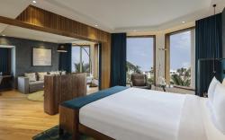 Novotel Mumbai Juhu Beach