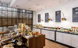 Mercure Airport Warszawa Hotel