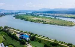 Chuncheon Lakeside Camping Site