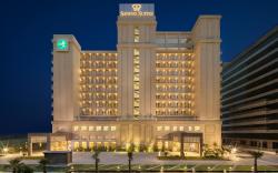 Sandal Suites Op. By Lemon Tree Hotels