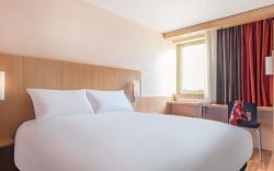 ibis Nantes Centre Gare Sud