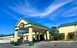Super Inn & Suites by OYO Milledgeville