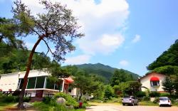 Yangpyeong Sanneomeo Pension