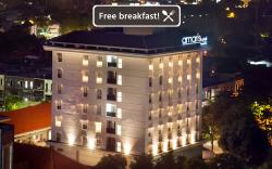 Amaris Hotel Darmo - Surabaya