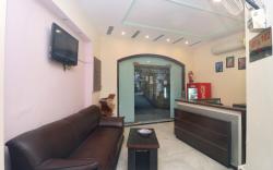 Gurjeet Hotel By Naavagat