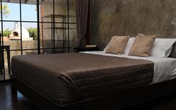 Supawi Boutique House