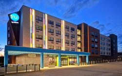 Tru by Hilton Manchester Downtown
