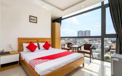 Marine Hotel & Apartment