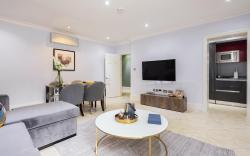 Lancaster Gate Hyde Park by LHC
