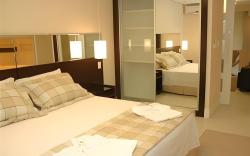 Delupo Hotel - Livin Studios