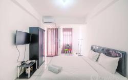 Beautiful Studio at Gunung Putri Apt By Travelio