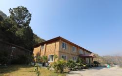 Le ROI Floating Huts and Eco Rooms