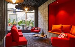 ibis Barcelona Pza Glories 22