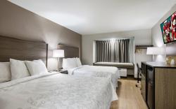 Red Roof PLUS+ & Suites Savannah – I-95