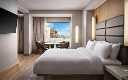 AC Hotel Phoenix Downtown