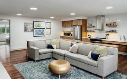 Element Knoxville West